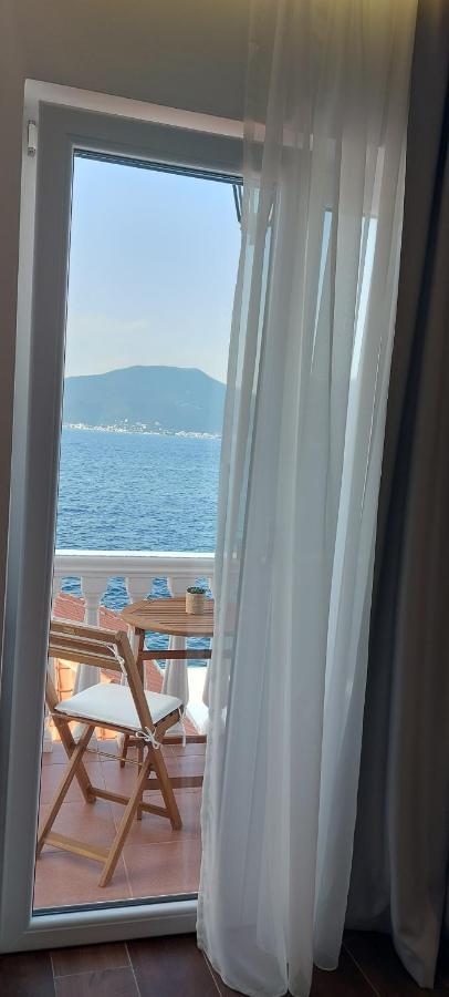 La Casa Di Sonja Apartment Tivat Luaran gambar