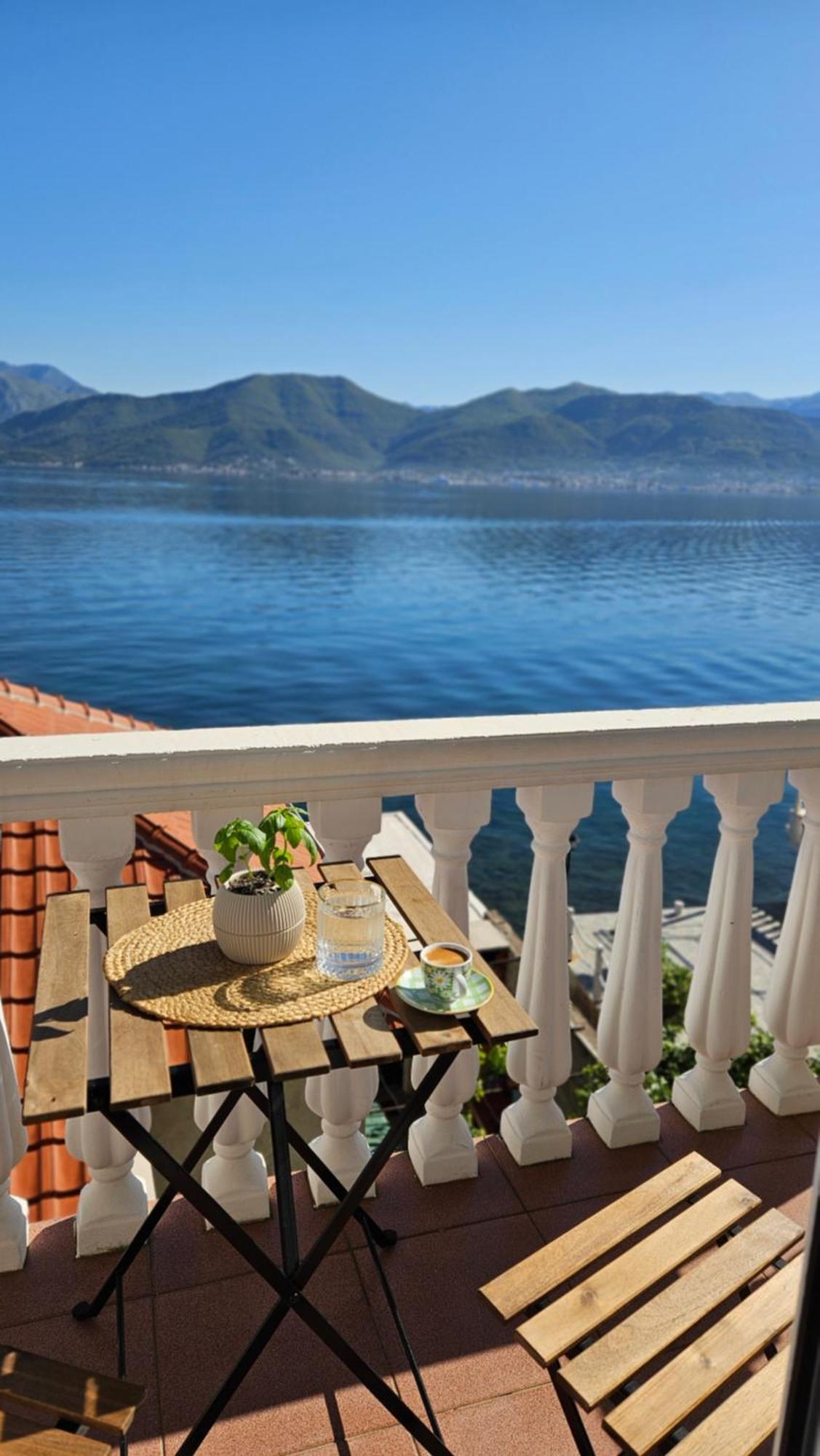 La Casa Di Sonja Apartment Tivat Luaran gambar
